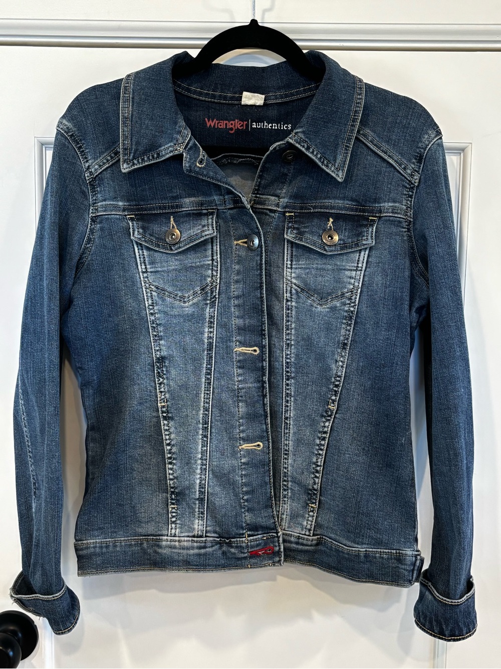 Wrangler Classic Women’s Blue Denim Jacket Medium